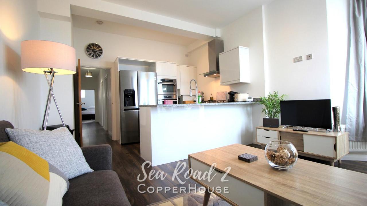 Beautiful Apartments On The Sea Front - Sea Road 2 Felixstowe Buitenkant foto