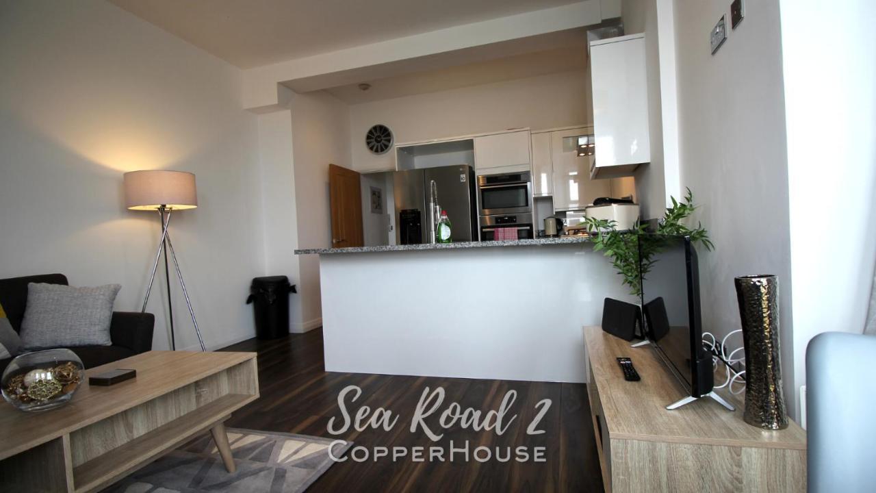 Beautiful Apartments On The Sea Front - Sea Road 2 Felixstowe Buitenkant foto